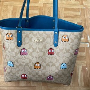 Coach pack man tote